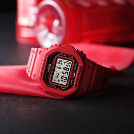 OROLOGIO ROSSO VIVACE IN RESINA A BASE BIO UOMO CASIO G-SHOCK